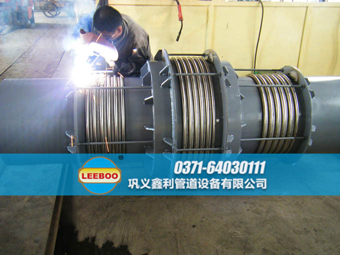 直管壓力平衡<a href=http://m.0slgpf.cn target=_blank class=infotextkey>補償器</a>生產(chǎn)車間